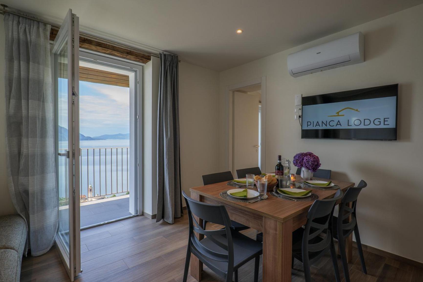 Piancalodge Cannero Riviera Room photo